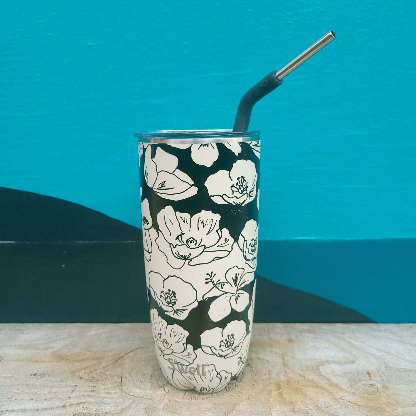 Charcoal Bloom Tumbler with Straw